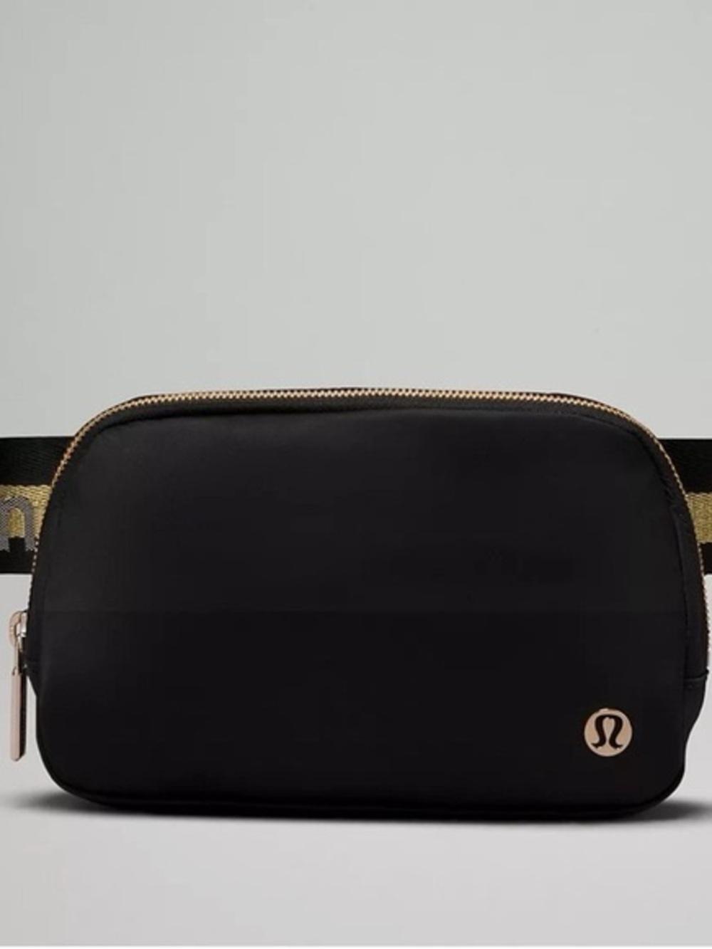 lululemon athletica Black and Gold wear everyday belt bag